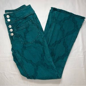 ✨Host Pick✨We The Free Liv Flare Abstract Patterned Cropped Pants